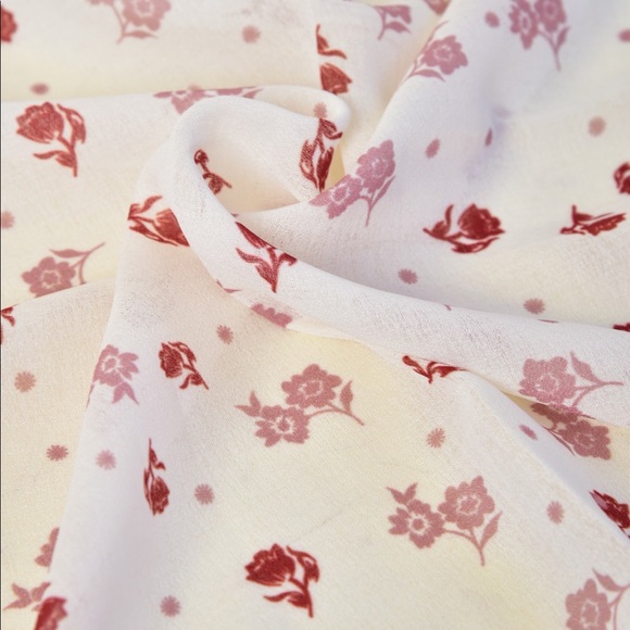 Scarfs - Picture 4 of 16